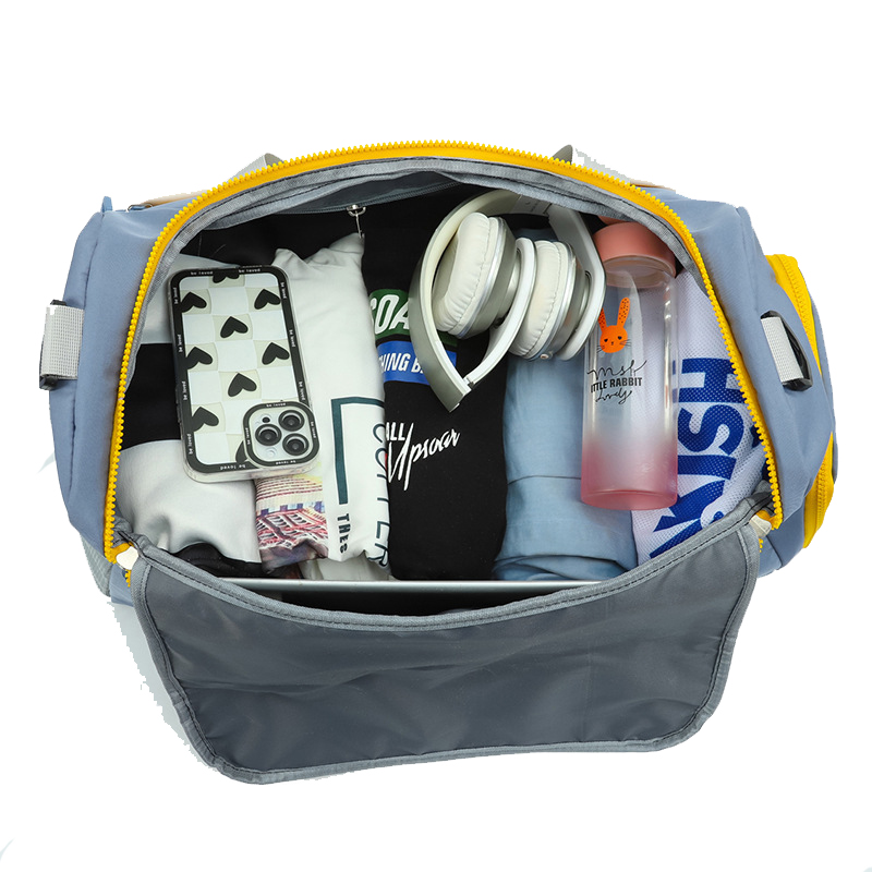 modern gym duffle bag for team sport yoga fitness waterproof with pu coating zipper & hasp closure 复制 modern gym duffle bag for team sport yoga fitness waterproof with pu coating zipper & hasp closure 复制