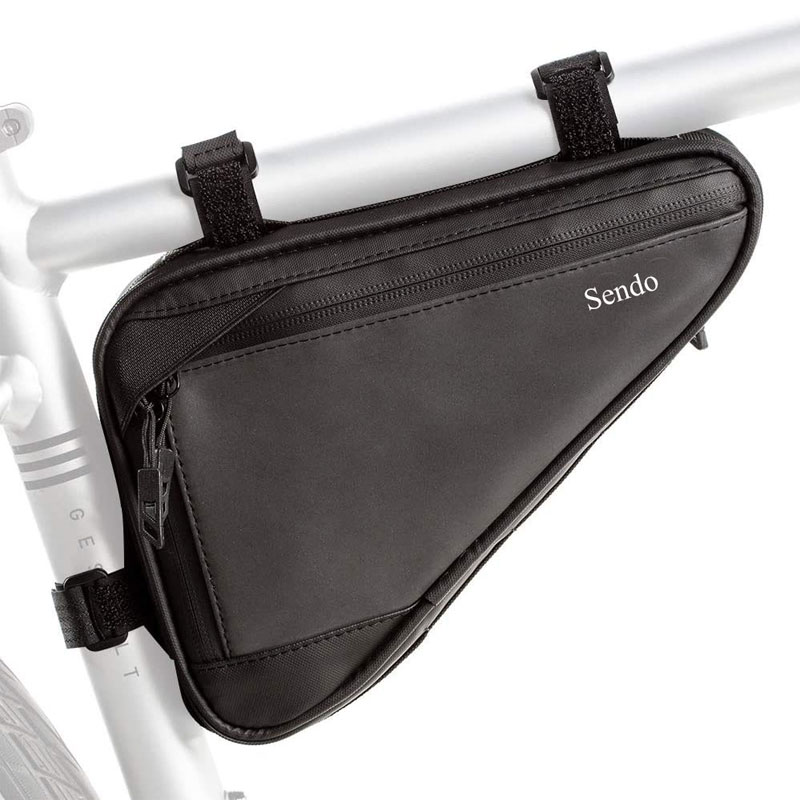 cycle touring panniers and bike bags for cycling adventures 复制